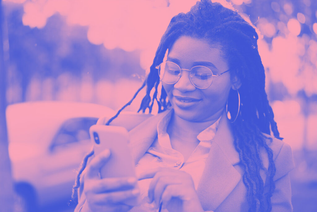 Person contacting Dig & Dig